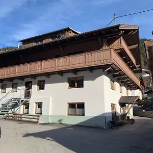 Haus Brunnenberg Apartment